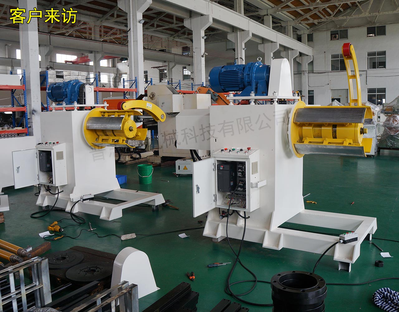 汽車配件送料機(jī),汽車沖床送料機(jī) 汽車配件送料機(jī),汽車沖床送料機(jī)